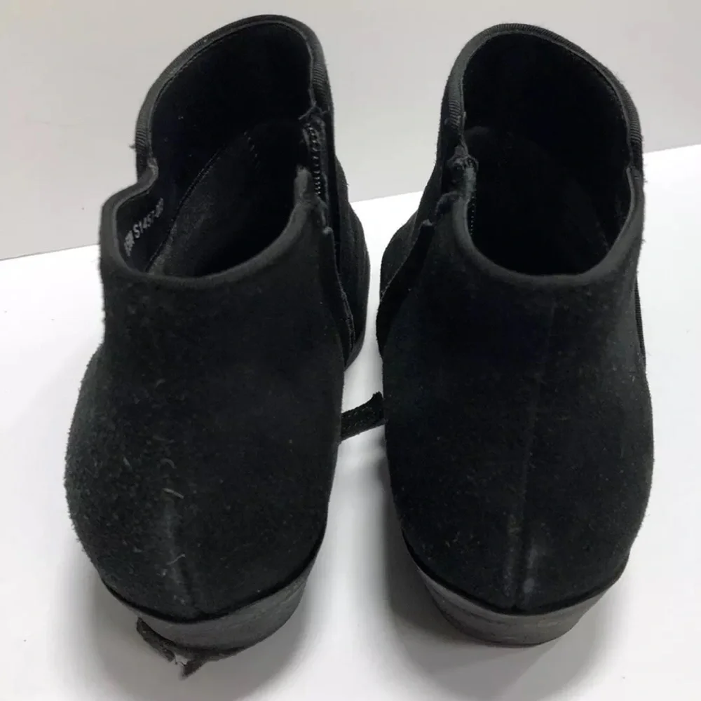 Softwalk Women’s Rocklin, Black Suede Ankle Booties, Size 8.5 Wide